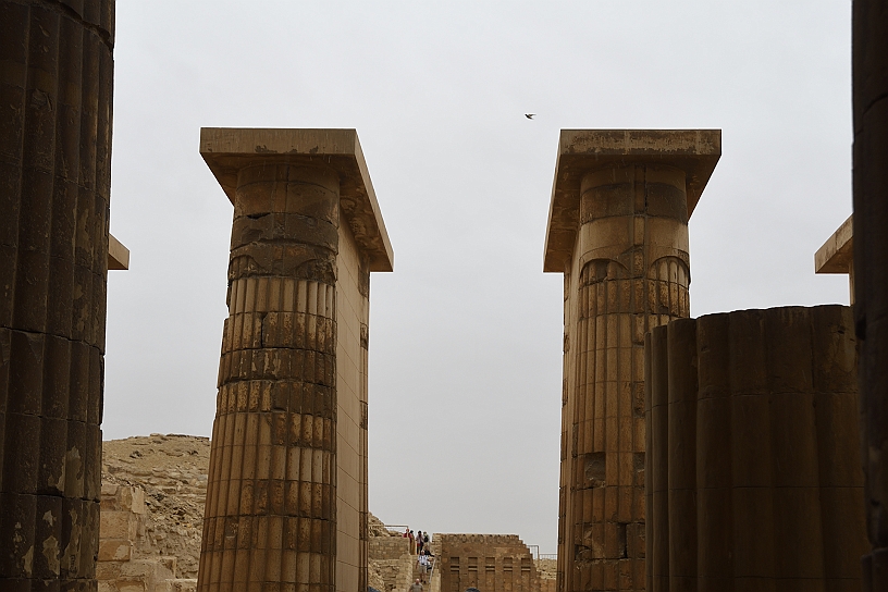 24 MAK_6879.jpg - La piramide è la struttura principale di un vasto complesso funerario.
